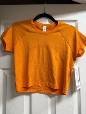 NWT Lululemon Cropped Swiftly Tech (size 10)